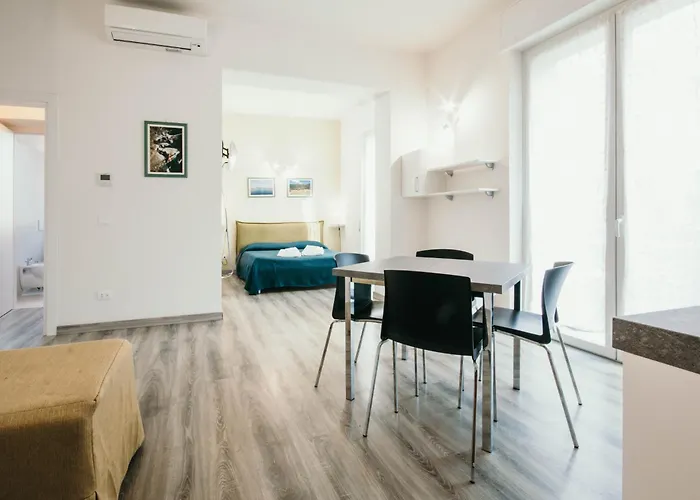 Al 13 Verde - Lakeside Leisure & Business