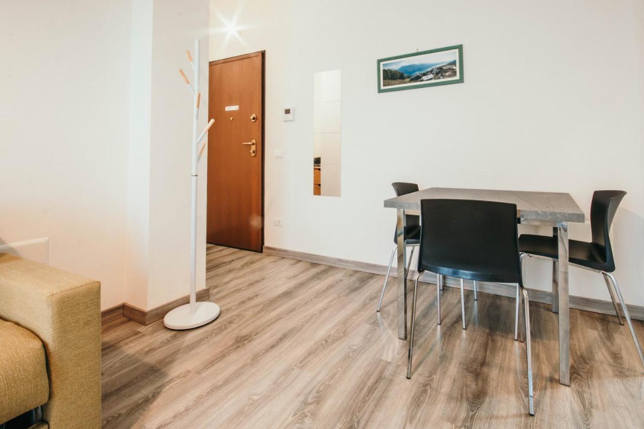 Al 13 - Lakeside Leisure & Business Apartment *