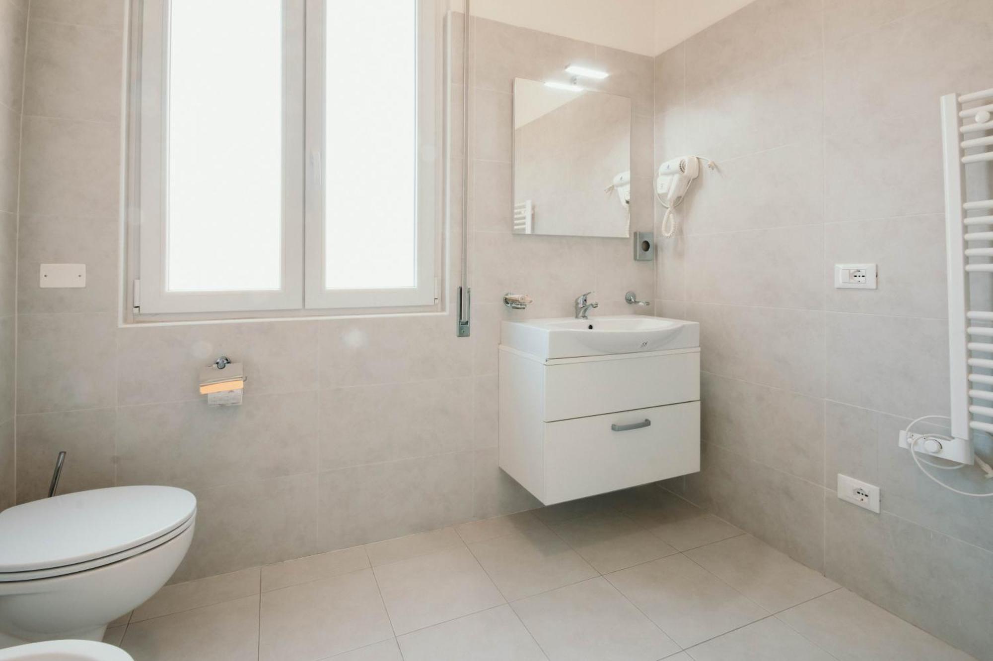 Al 13 - Lakeside Leisure & Business Apartment *