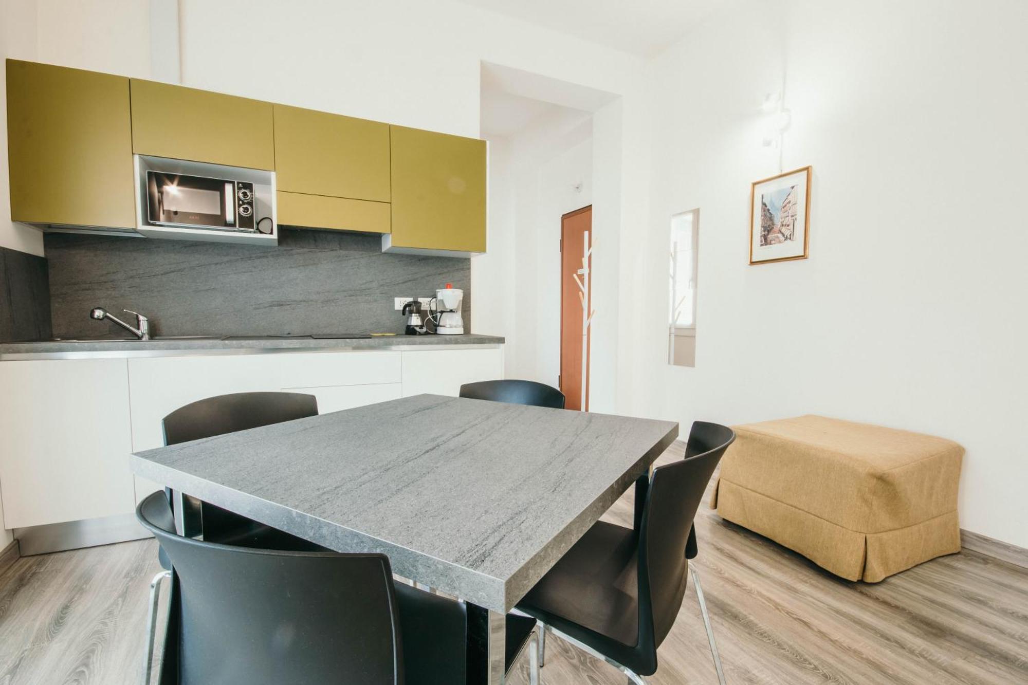 Apartment Al 13 - Lakeside Leisure & Business Stresa