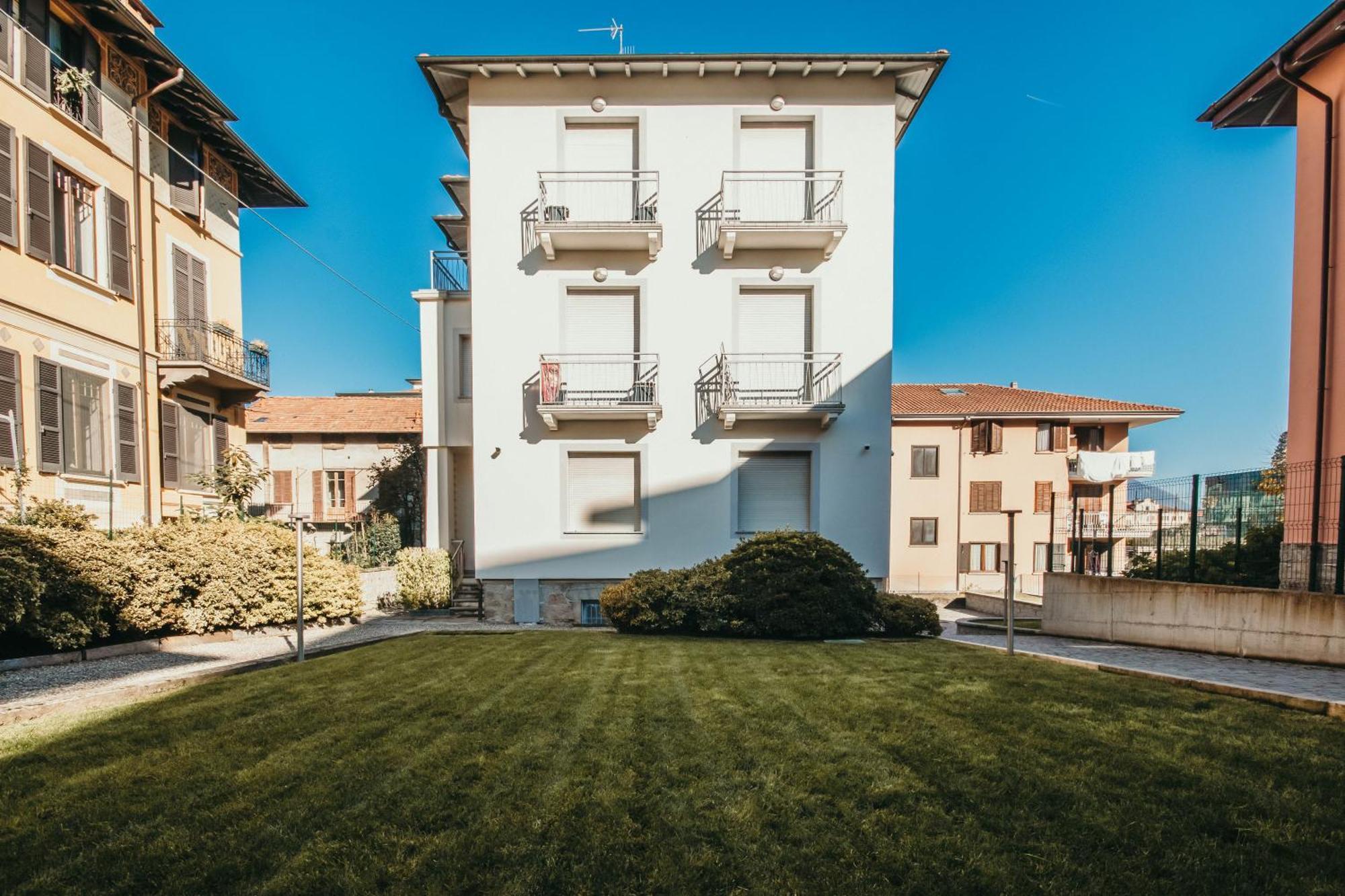 Apartment Al 13 - Lakeside Leisure & Business *